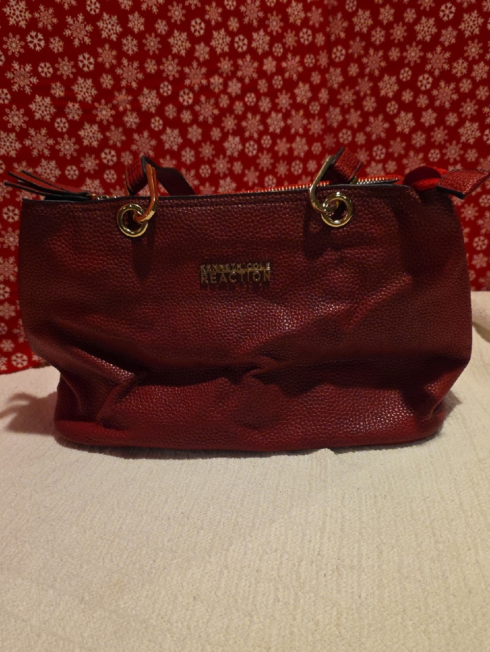 Kenneth Cole Reaction Deep Red Pebbled Shoulder Tote